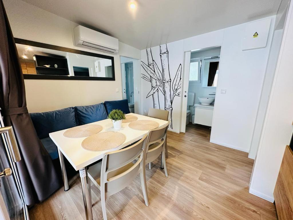 Mobile Home - Sea La Vie Biograd na Moru Kültér fotó