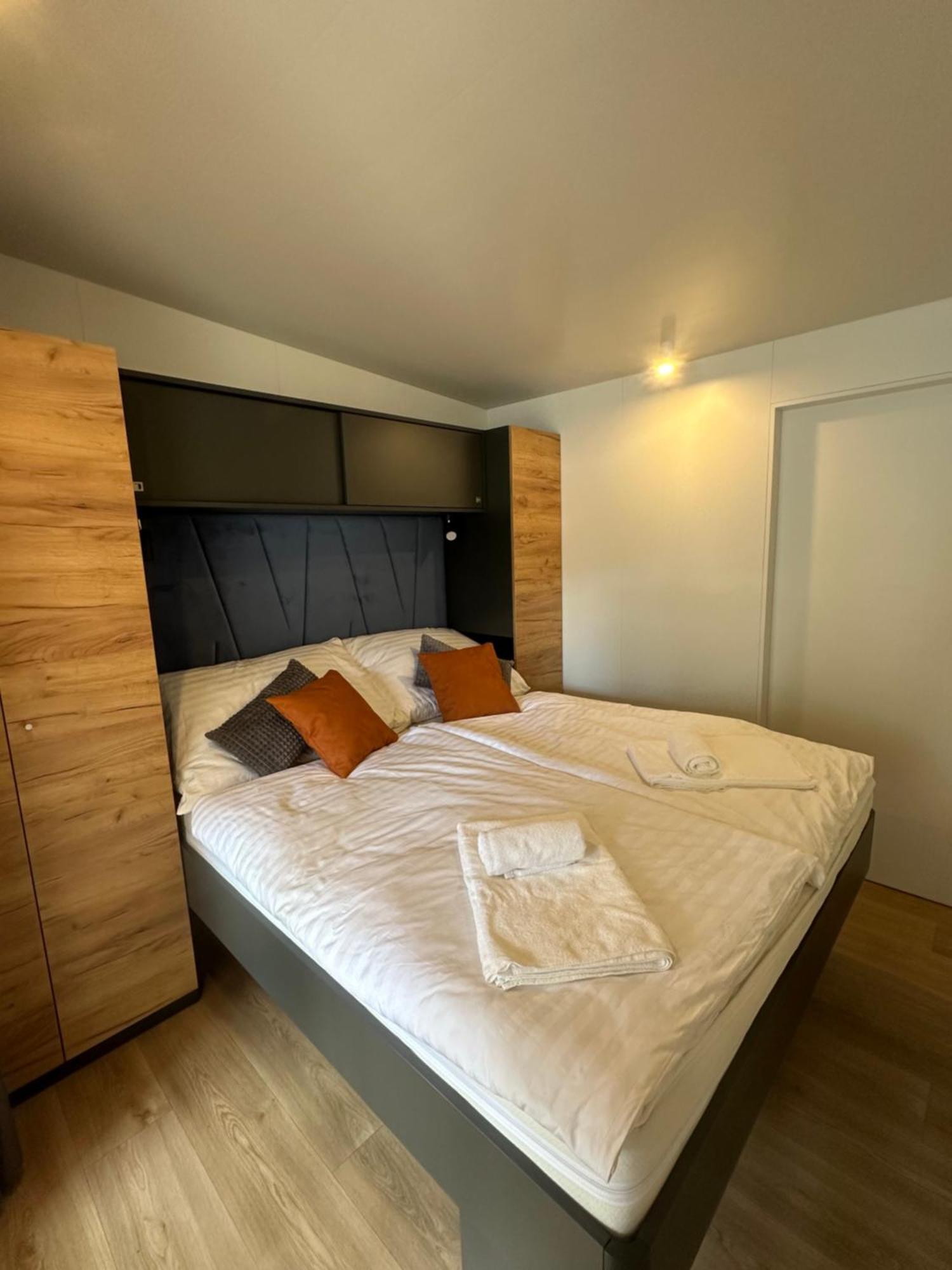 Mobile Home - Sea La Vie Biograd na Moru Kültér fotó
